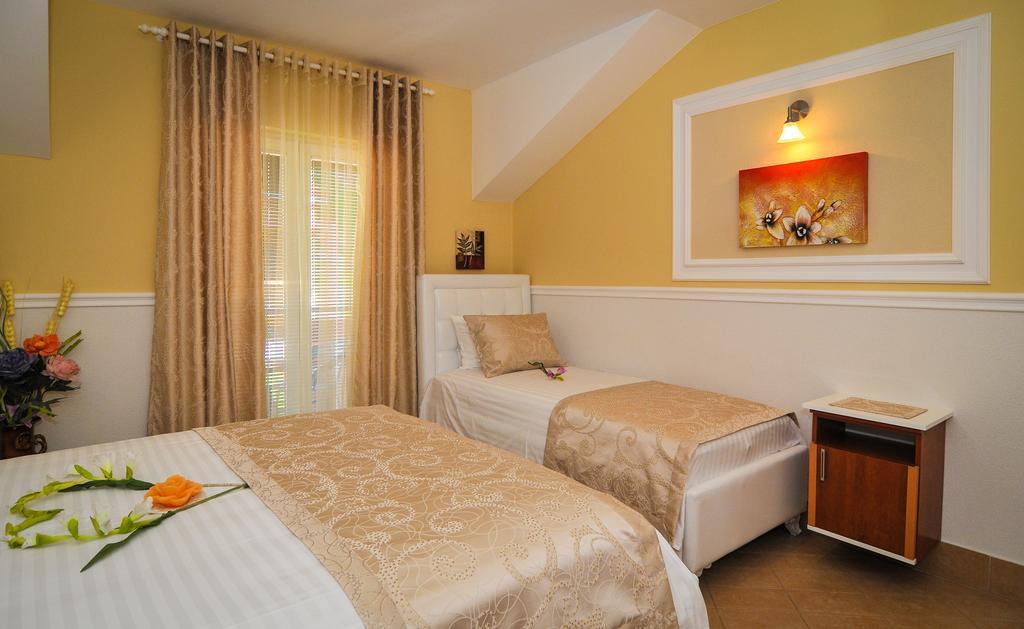 Apartments Scepanovic Tivat Dış mekan fotoğraf