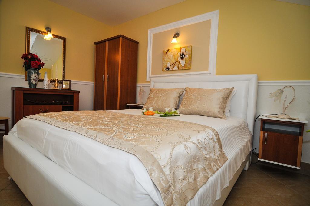 Apartments Scepanovic Tivat Dış mekan fotoğraf